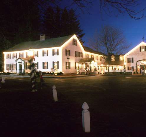 Publick House Historic Inn And Country Motor Lodge Sturbridge Exterior photo
